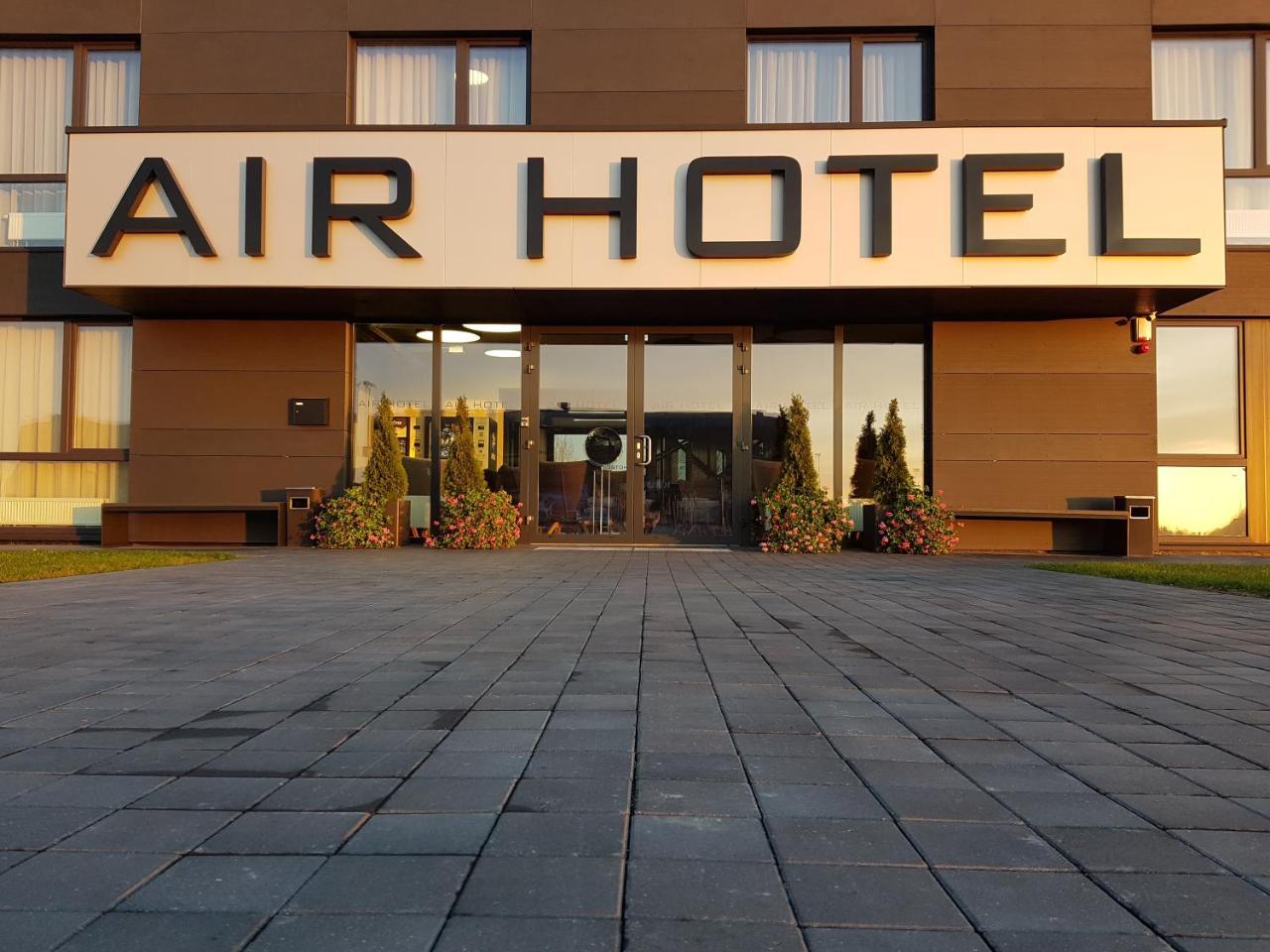 Air Hotel Karmėlava Eksteriør bilde